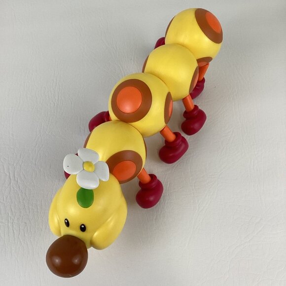 Nintendo Super Mario Wiggler Video Game Character Action Figure Toy 2023 Jakks - Picture 6 of 7